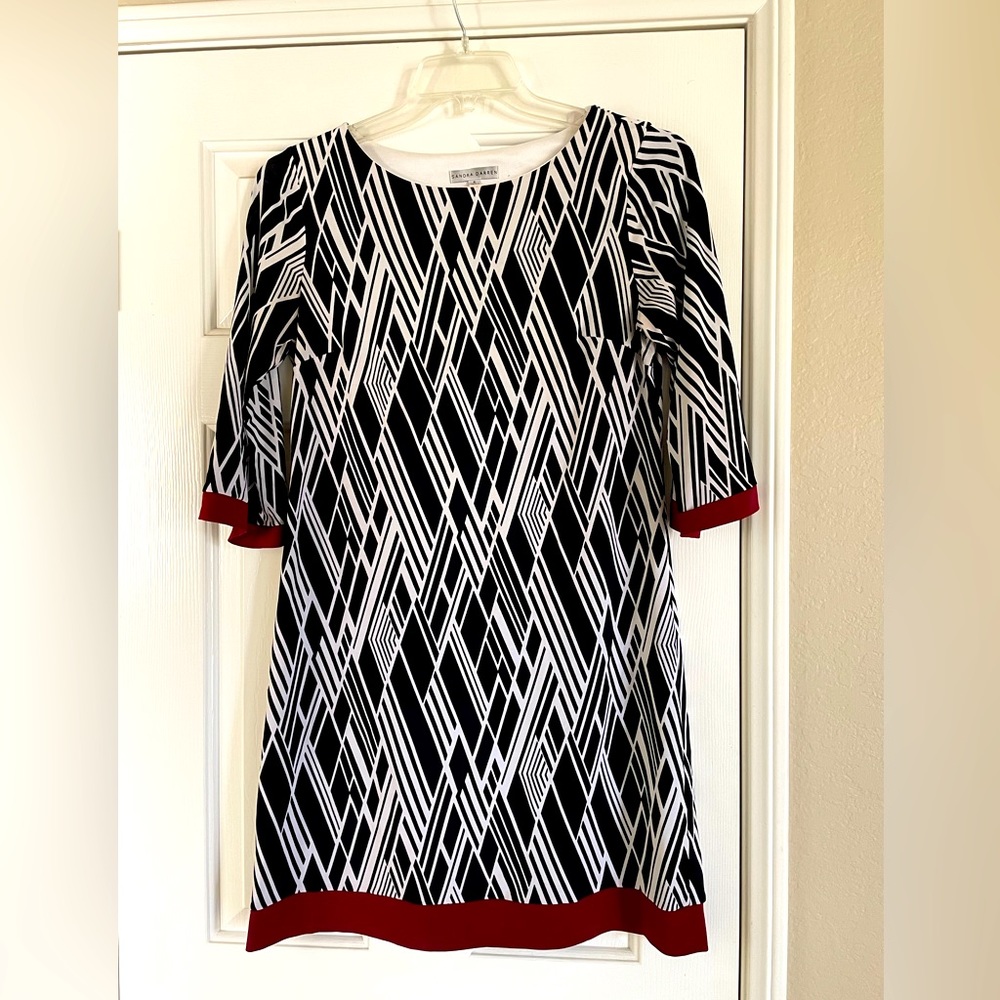 Sandra, Darren size 6 print dress